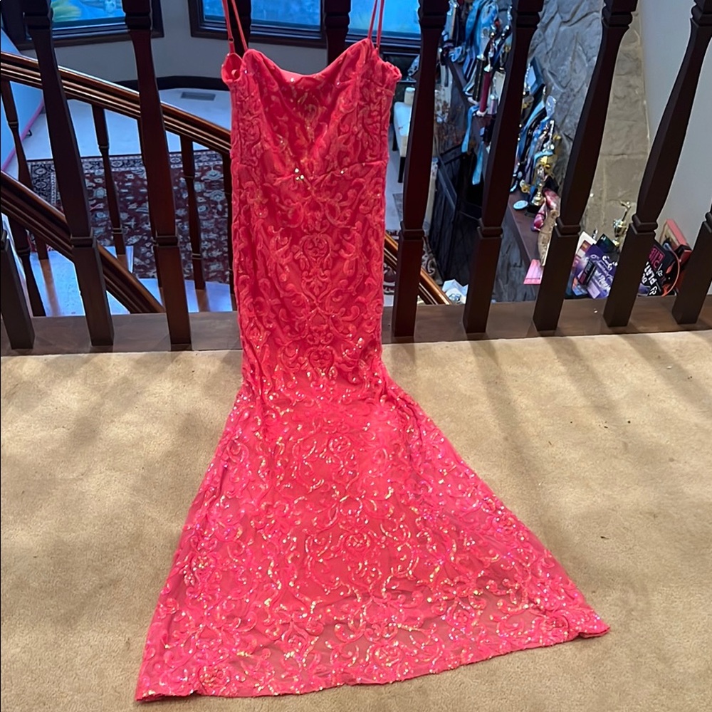 Elegant Pink Lace Dress
